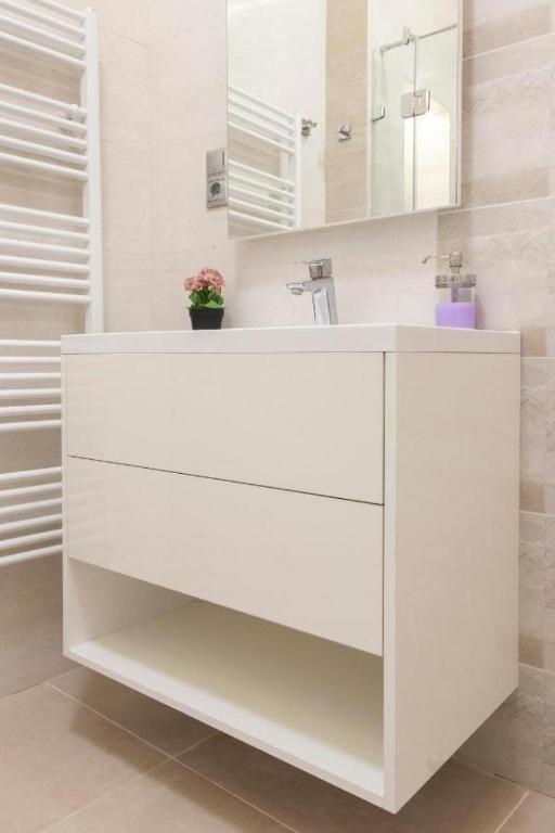 Revay 20 Suites By Corall Budapest Eksteriør bilde