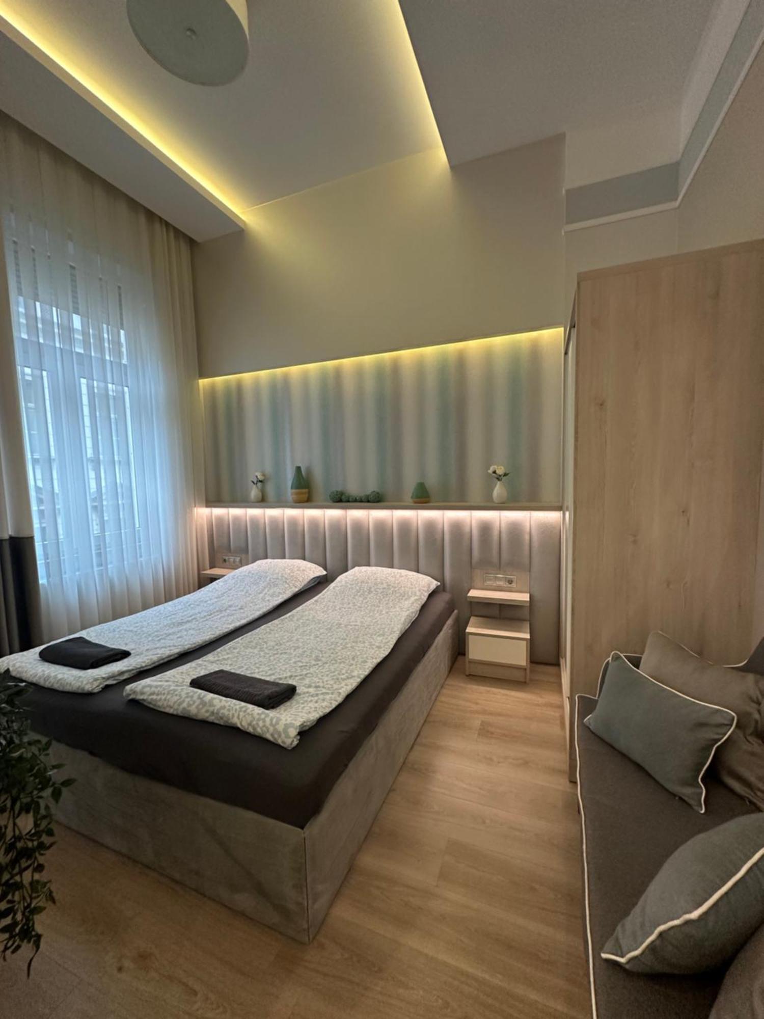 Revay 20 Suites By Corall Budapest Eksteriør bilde